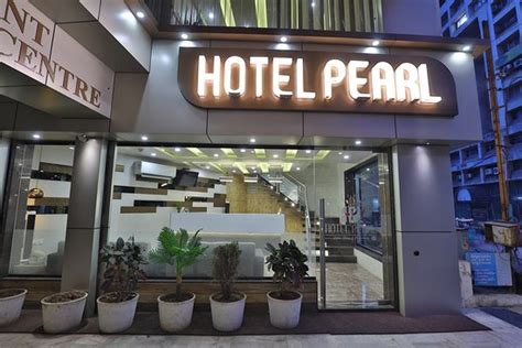 HOTEL PEARL - Prices & Reviews (Vadodara, India)