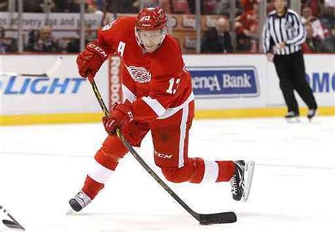 Red Wings' Pavel Datsyuk is NHL's first star of the week after picking up seven points in four ...