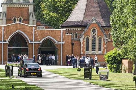 North East Surrey Crematorium - White Rose Modern Funerals