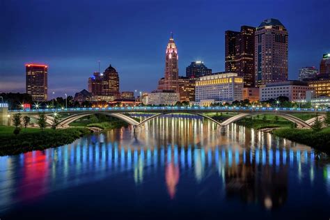 Indianapolis sure is beautiful at night : indianapolis