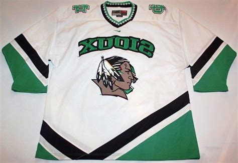 Best Und Fighting Sioux Hockey Apparel