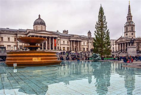 Trafalgar Square - London Attractions - ConnollyCove