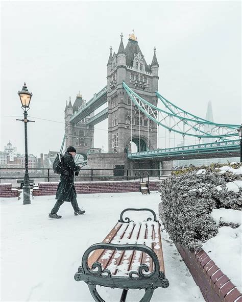 DALILA🇬🇧LONDON🇧🇷LONDRES on Instagram: “Welcome back Snow 😊 ️Snow in London can be rare at times ...