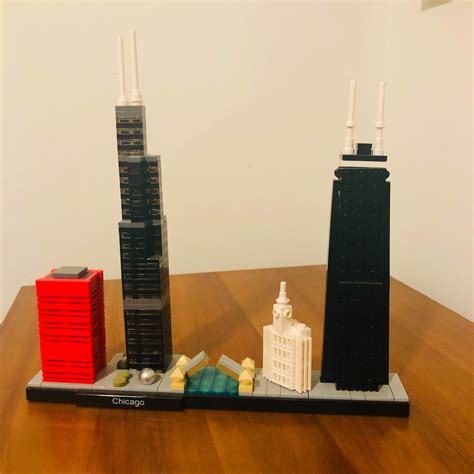 Chicago Skyline Lego Set – Indirect Objects