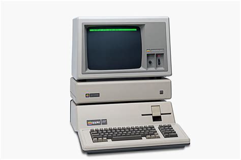 Vintage Computers That Could Be Worth a Fortune | Reader's Digest