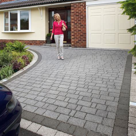 Drivesett Argent Priora Permeable Block Paving | Diy driveway, Front garden ideas driveway ...