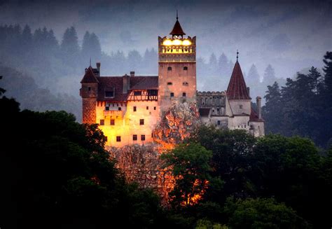 RETRO KIMMER'S BLOG: DRACULA'S CASTLE BRAN IN TRANSYLVANIA!