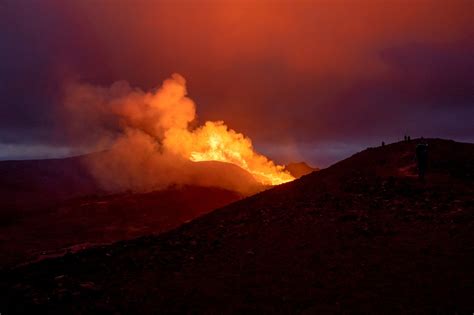 Chasing the Lava Flow in Iceland | The New Yorker