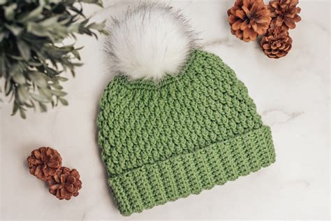 Free Crochet Beanie Pattern - Country Cottage Beanie - The Turtle Trunk