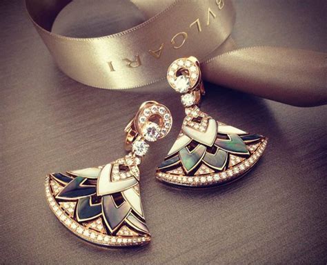 Top 10 Most Luxurious Jewelry Brands in The World | TopTeny.com