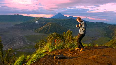 10-Step Complete Guide To Hiking Mount Bromo Without a Tour