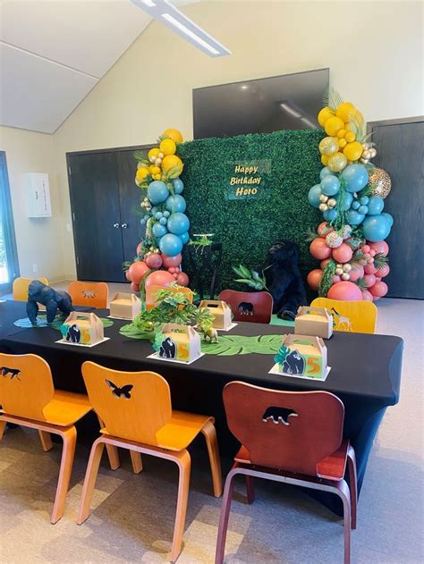 Gorilla Birthday Party in 2022 | Balloon design, Birthday party, Balloons