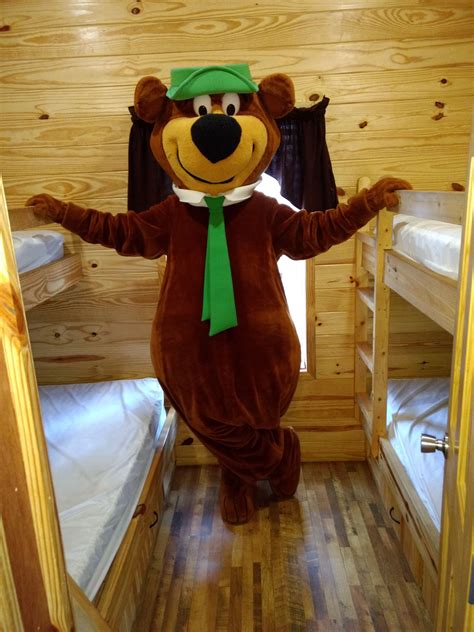 Yogi Bear Elberta Jellystone Park | Bear cabin, Jellystone park, Yogi bear