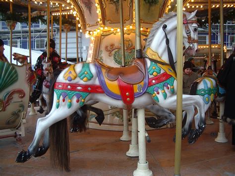 Tiedosto:Carousel horse.jpg – Wikipedia