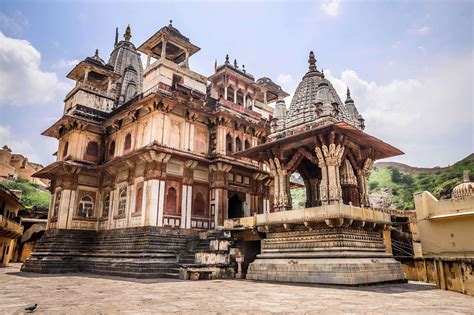 Jagat Shiromani mandir in rajasthan: amer temple of krishna and mira ...