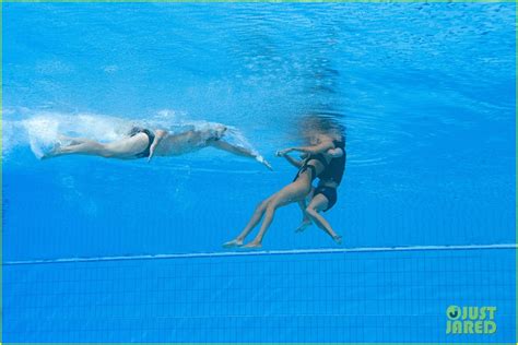 Photo: anita alvarez rescued by coach 04 | Photo 4780084 | Just Jared