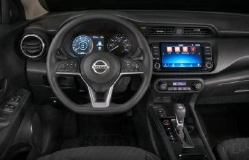 2021 Nissan Kicks interior