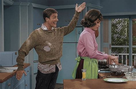 ‘The Dick Van Dyke Show—Now in Living Color!’ Review: TV as Time Capsule - WSJ