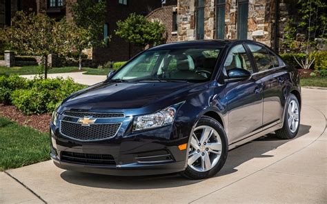 2014 Chevrolet Cruze Diesel: The Ace in the Hole - The Car Guide