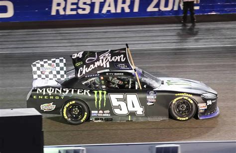 Ty Gibbs Holds Off JRM Trio for Xfinity Title | Kickin' the Tires