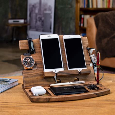 Wood Charging Station for Multiple Devices | Teslyar