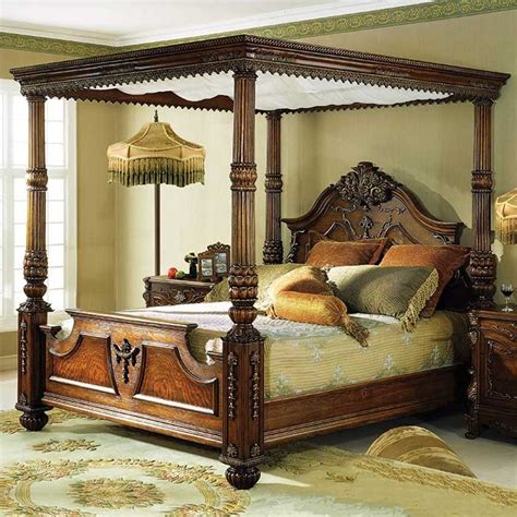 Victorian Canopy Beds : Antique Victorian Brass Canopy Bed | Brass bed, Victorian ... / Today's ...