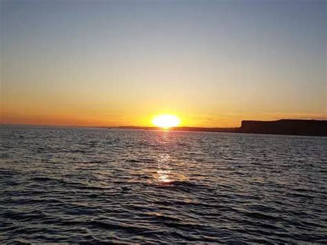 Ponta da Piedade boat tour at sunset - Lagos | Hurb