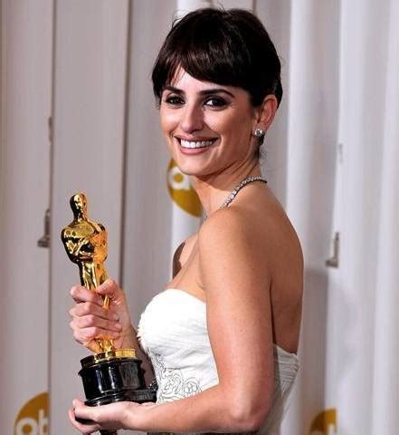 Penélope Cruz, Oscar a la mejor actriz de reparto - Chic