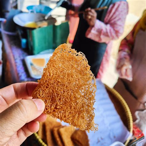 Origin of Kuih Karas · Keukarah · Kue Sarang Semut & Sri Lankan Aasmi ...