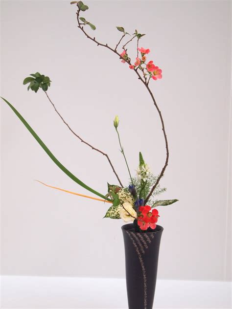 Vintasia: Japan Flower Arrangement - Ikebana