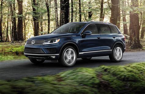 Rugged refinement for real life. The new VW Touareg. | Volkswagen ...