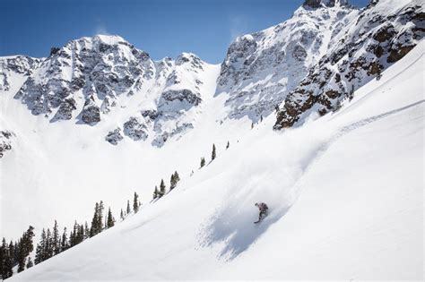 The Best Ski & Snowboard Resorts in Colorado | evo