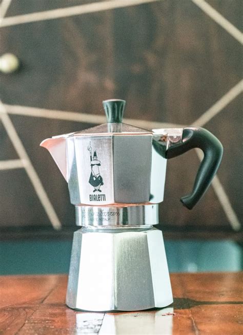 How to Use a Coffee Percolator: A Step by Step Guide