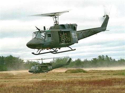 Bell UH-1 Iroquois "Huey" | Xenopedia | Fandom powered by Wikia