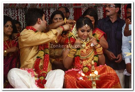 Navya Nair Marriage Photos 5 - Malayalam Movie Event Navya Nair Wedding Photos