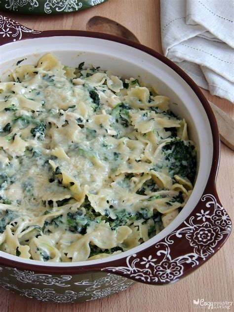 Creamy Chicken & Spinach Alfredo Pasta