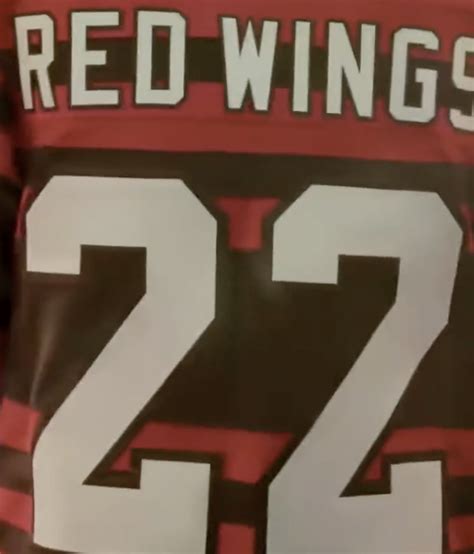 Detroit Red Wings release photos of the 2022 Reverse Retro jersey