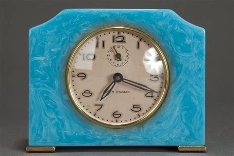 Art Deco Seth Thomas Catalin Bakelite Clock in Azure Blue | Art deco clock, Clock, Blue clocks