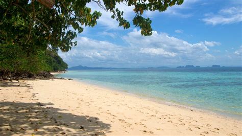 10 Pantai Ramah Lingkungan yang Ada di Asia Tenggara, Indonesia Ada ...