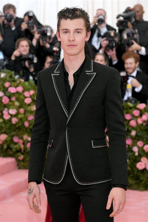 Pinterest: 𝚘𝚕𝚒𝚟𝚒𝚊 @ograham01 | Met gala 2019, Met gala looks, Mendes