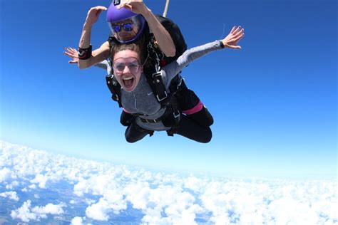 First Time Skydiving Tips: What to Expect | Skydive Tecumseh