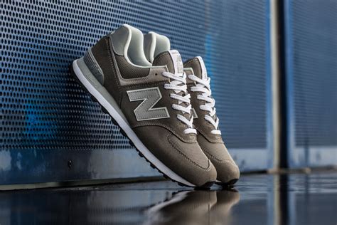 New Balance 574 Classic Grey | Sneakers Magazine