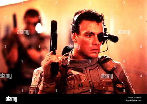 UNIVERSAL SOLDIER (1992) JEAN-CLAUDE VAN DAMME UNS 040 S LTD Stock Photo - Alamy