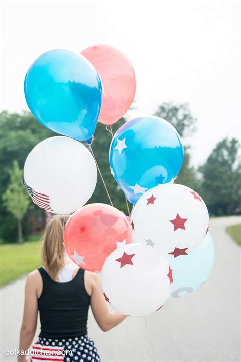 DIY Star Spangled 4th of July Balloons - The Polka Dot Chair