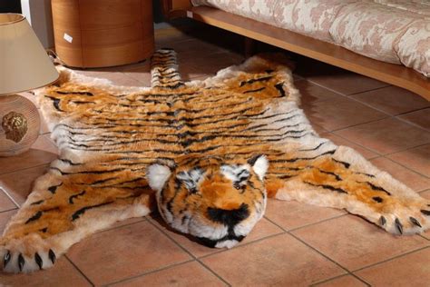 Fake Faux Fur Man made Tiger skin RUG LARGE NWT Size | Etsy