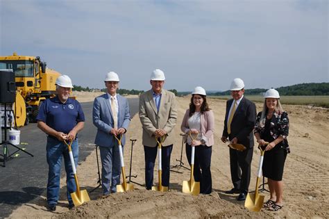 Manchin, Carmichael join local leaders in breaking ground for $10.4 ...