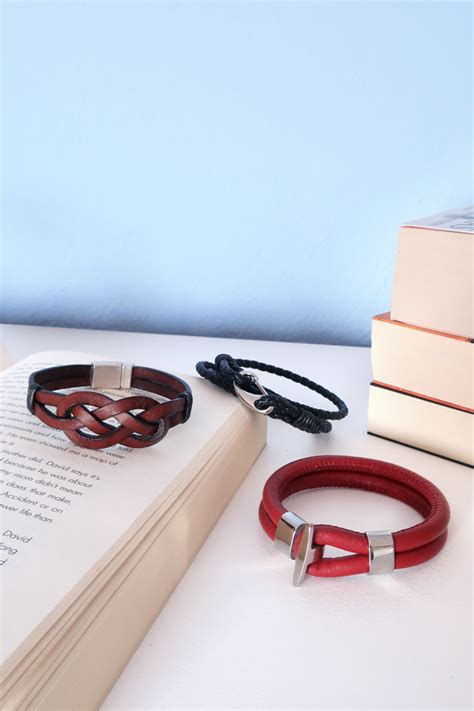 DIY 3 Styles of Leather Bracelets for Guys | Gift idea — Curly Made