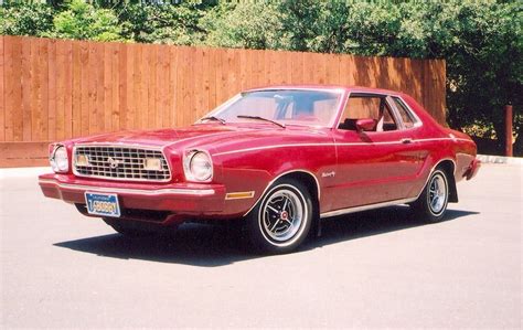 Dark Red 1975 Ford Mustang II Coupe Mustang 1964, Ford Pinto, Ford Fairlane, Love Car, American ...