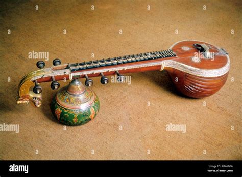 Veena, Indian classical musical instrument, India, Asia Stock Photo - Alamy