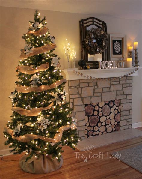 Easy-Peasy Christmas Tree Decorating - The Crazy Craft Lady